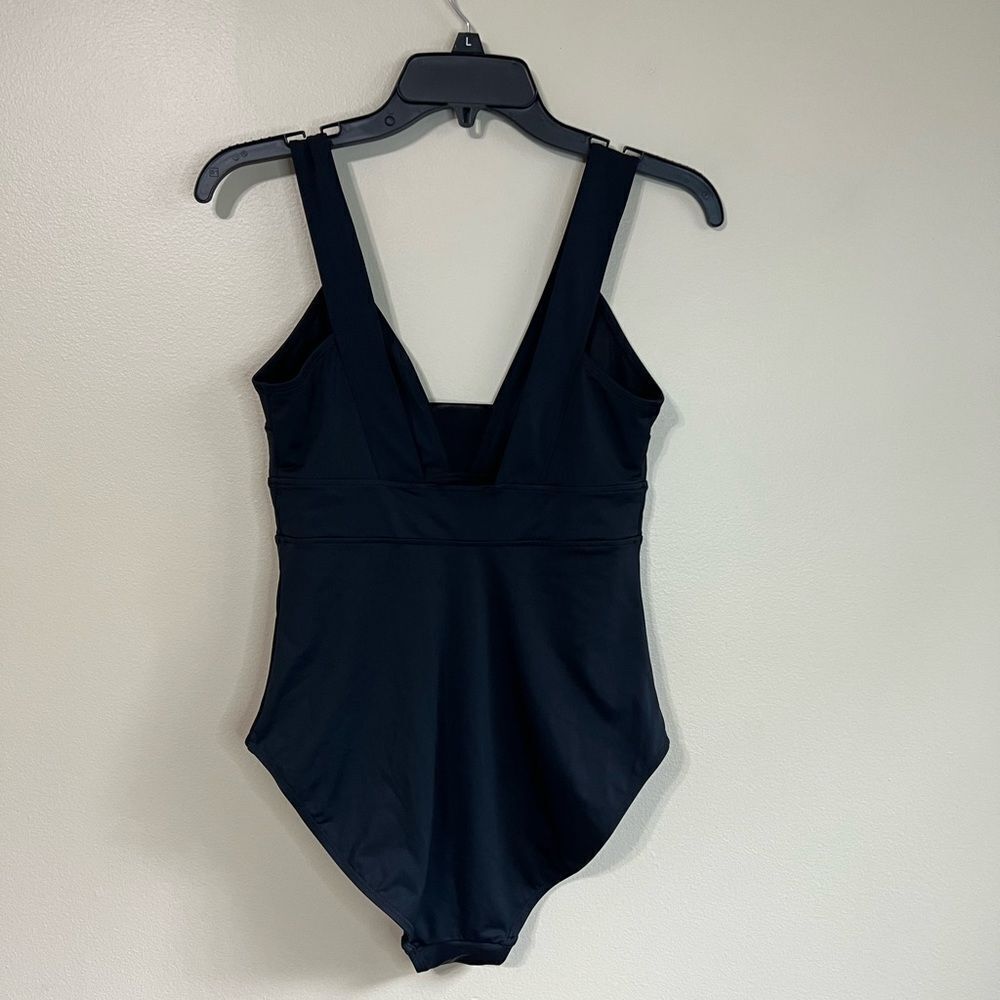 Accessorize medium bodysuit‎